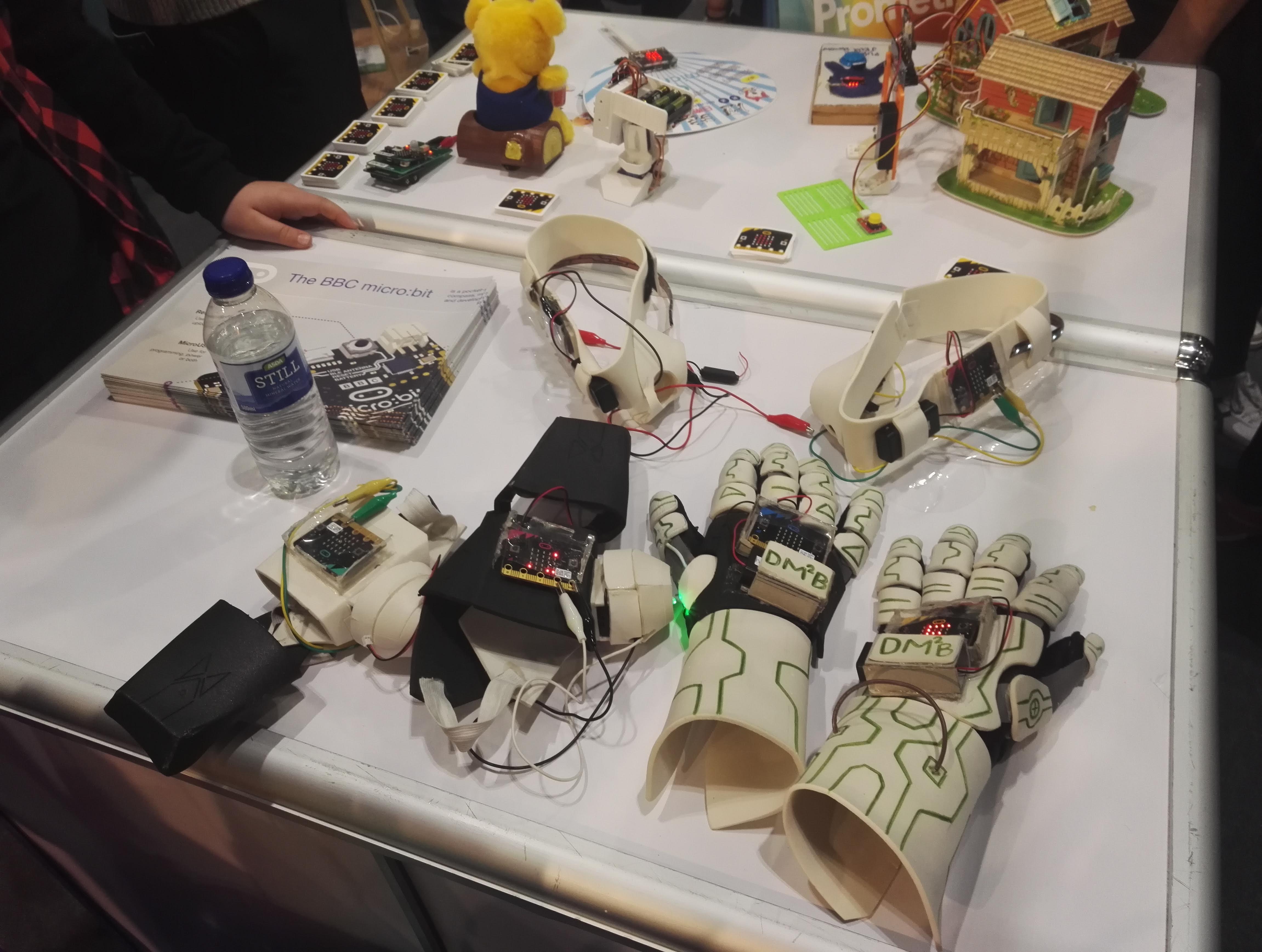 Micro:bit-kilpailun tuotoksia
